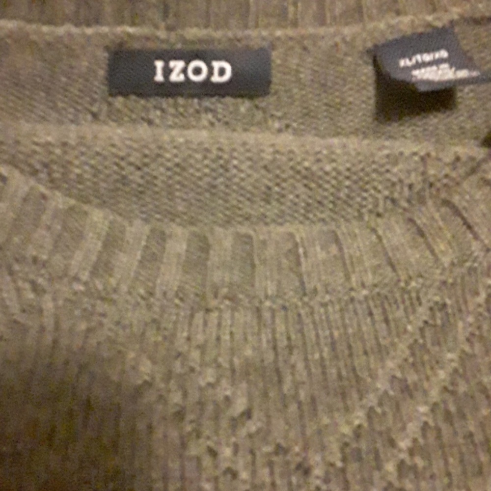 Izod sweater